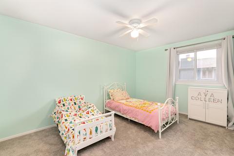 1099 Whitchurch Ct, Wheaton, IL 60189 photo 13