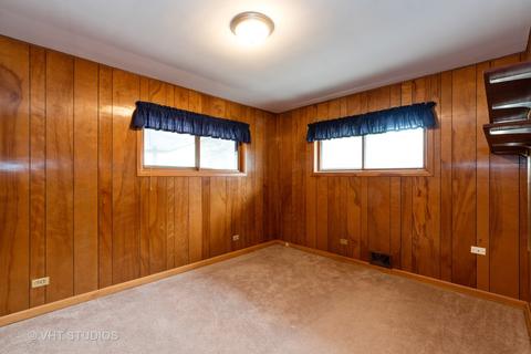 6 S Maple St, Mount Prospect, IL 60056 photo 9