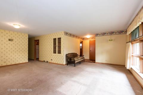 6 S Maple St, Mount Prospect, IL 60056 photo 4