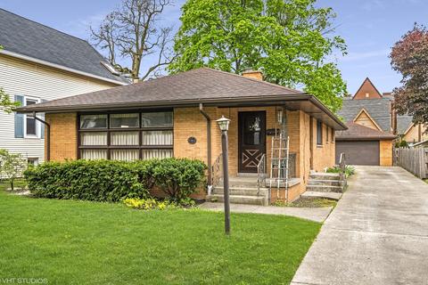 6 S Maple St, Mount Prospect, IL 60056 photo 2