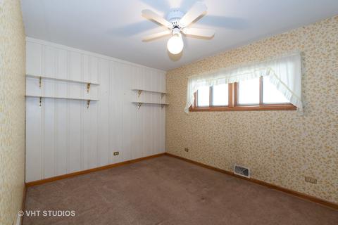 6 S Maple St, Mount Prospect, IL 60056 photo 8