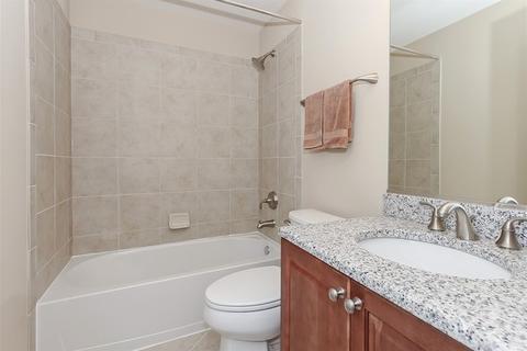 3860 Valhalla Dr, Elgin, IL 60124 photo 18