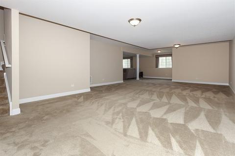 3860 Valhalla Dr, Elgin, IL 60124 photo 19
