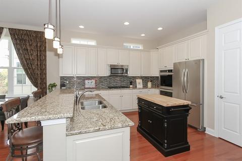 3860 Valhalla Dr, Elgin, IL 60124 photo 7