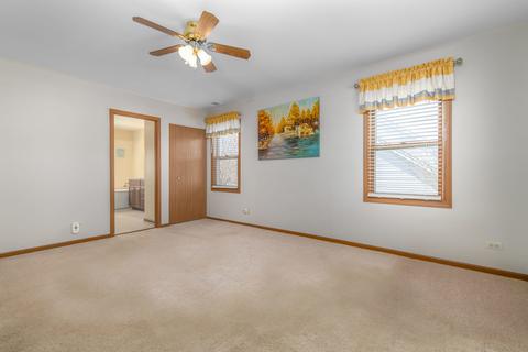 825 Cimarron Dr, Cary, IL 60013 photo 17