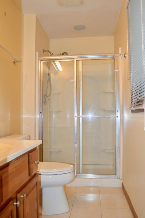 906 Royal Dr, Mchenry, IL 60050 photo 10