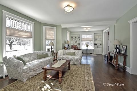 502 Oregon Ave, West Dundee, IL 60118 photo 9