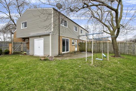 9268 Aspen Dr, Des Plaines, IL 60016 photo 24