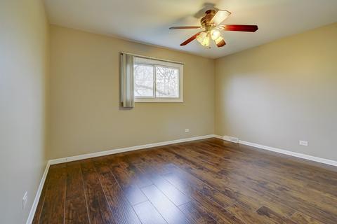 9268 Aspen Dr, Des Plaines, IL 60016 photo 17