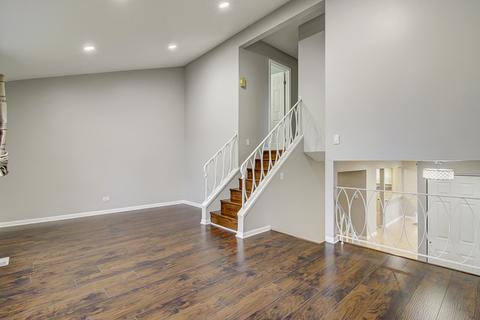 9268 Aspen Dr, Des Plaines, IL 60016 photo 10
