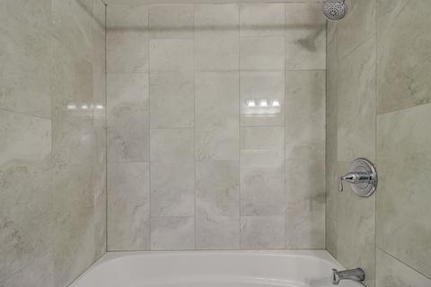 9268 Aspen Dr, Des Plaines, IL 60016 photo 16