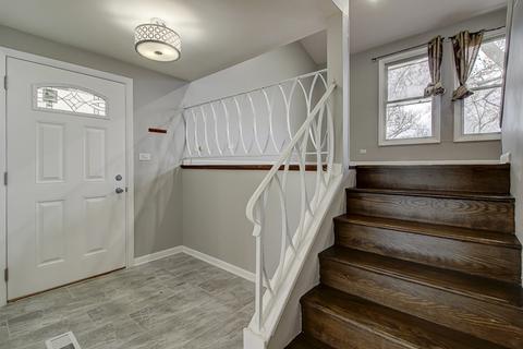 9268 Aspen Dr, Des Plaines, IL 60016 photo 8