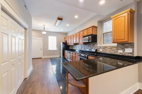 4446 S Berkeley Ave, Chicago, IL 60653 photo 5