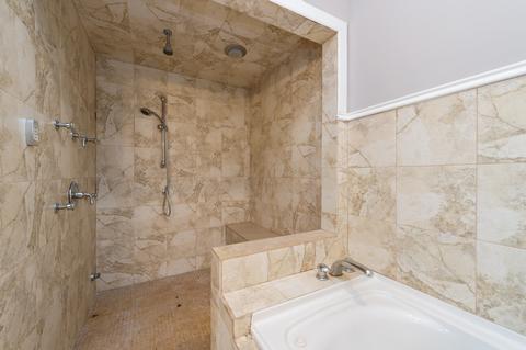 4446 S Berkeley Ave, Chicago, IL 60653 photo 8