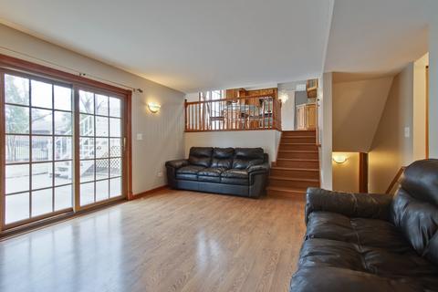 1109 N 8th Ave, Addison, IL 60101 photo 8