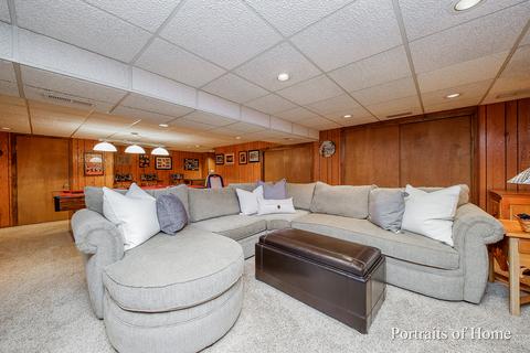 2053 Dorset Dr, Wheaton, IL 60189 photo 19