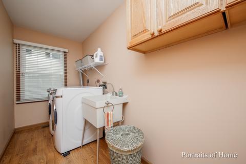 2053 Dorset Dr, Wheaton, IL 60189 photo 11
