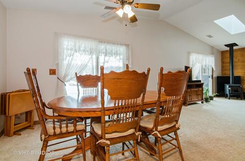 719 N Harrison St, Algonquin, IL 60102 photo 4