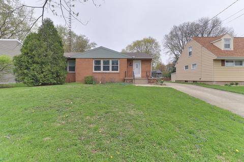 1010 Morgan St, Normal, IL 61761 photo 2
