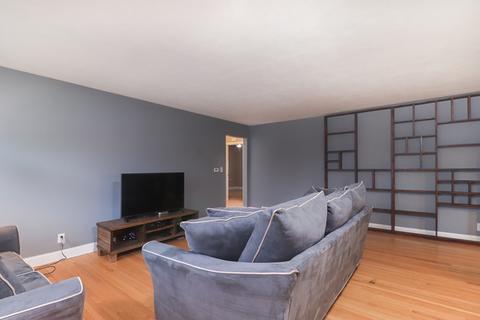 1010 Morgan St, Normal, IL 61761 photo 3
