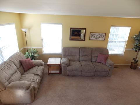 2490 Dickens Dr, Aurora, IL 60503 photo 5