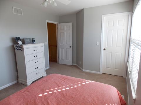 2490 Dickens Dr, Aurora, IL 60503 photo 15