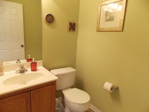 2490 Dickens Dr, Aurora, IL 60503 photo 13