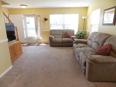 2490 Dickens Dr, Aurora, IL 60503 photo 6