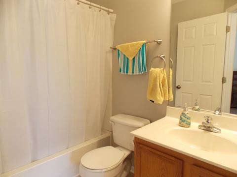 2490 Dickens Dr, Aurora, IL 60503 photo 16
