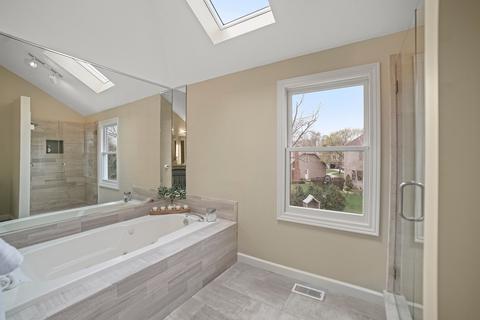 1460 Wilmette St, Wheaton, IL 60187 photo 15