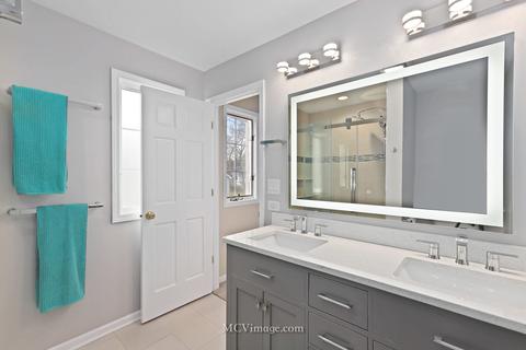 4710 Devon Ave, Lisle, IL 60532 photo 15