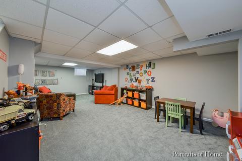 146 Tennyson Dr, Wheaton, IL 60189 photo 28