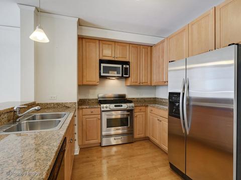 420 E Waterside Dr #403, Chicago, IL 60601 photo 9