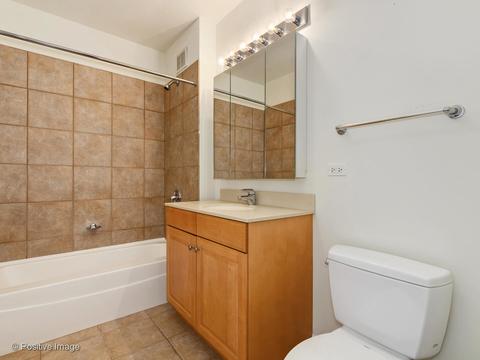 420 E Waterside Dr #403, Chicago, IL 60601 photo 14