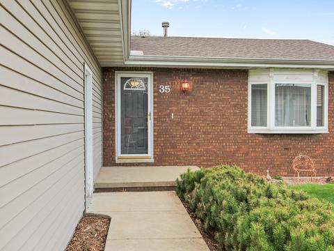 35 E Seventh St, El Paso, IL 61738 photo 2