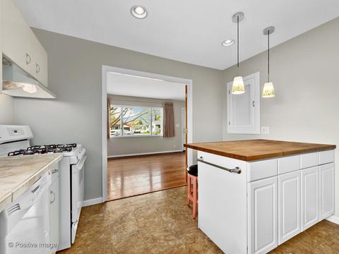 15629 S Benson Ave, Plainfield, IL 60544 photo 7