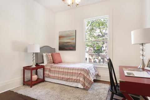 1401 E 56th St, Chicago, IL 60637 photo 24