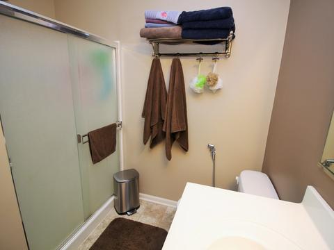 2031 Concord Dr, Mchenry, IL 60050 photo 24