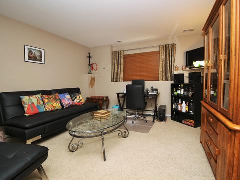2031 Concord Dr, Mchenry, IL 60050 photo 14