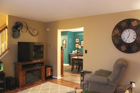 24010 W Hazelcrest Dr, Plainfield, IL 60544 photo 4