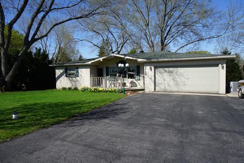 2707 N Sequoia Dr, Mchenry, IL 60051 photo 1