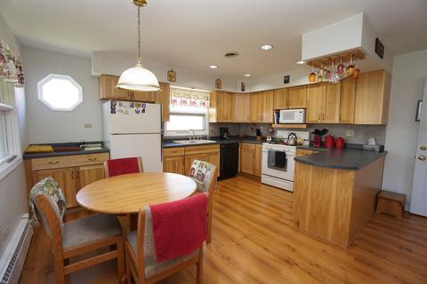 2707 N Sequoia Dr, Mchenry, IL 60051 photo 3