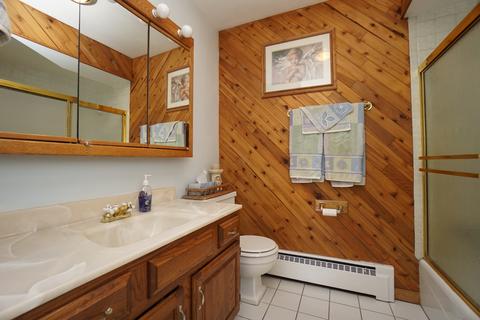 2707 N Sequoia Dr, Mchenry, IL 60051 photo 9