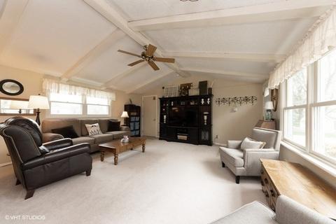 3511 Sigwalt St, Rolling Meadows, IL 60008 photo 3