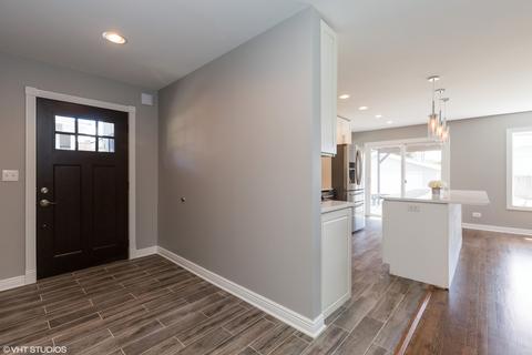 435 E Berry Rd, Barrington, IL 60010 photo 2