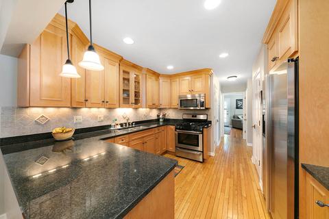 1611 Stonebridge Trl, Wheaton, IL 60189 photo 7