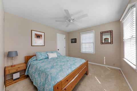 1611 Stonebridge Trl, Wheaton, IL 60189 photo 18