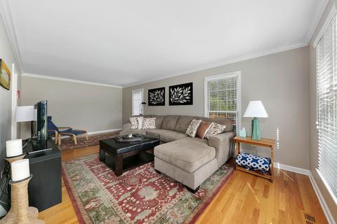1611 Stonebridge Trl, Wheaton, IL 60189 photo 11