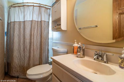 8046 Christie Ave, Lyons, IL 60534 photo 7
