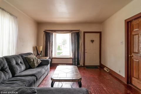 8046 Christie Ave, Lyons, IL 60534 photo 2